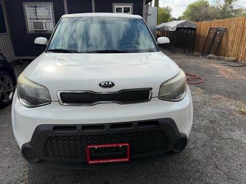 2016 Kia Soul Base