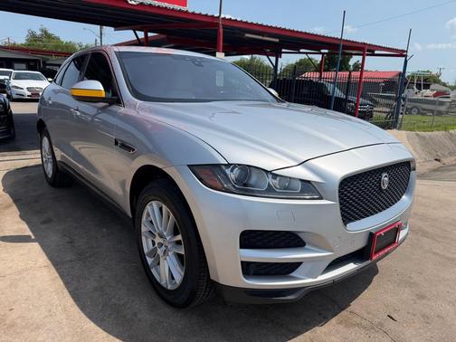 SILVER 2017 Jaguar F-PACE 35t Prestige