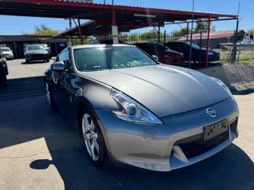 2011 Nissan 370Z Base