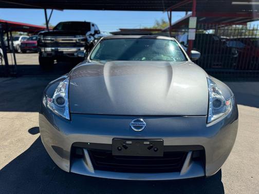 2011 Nissan 370Z Base