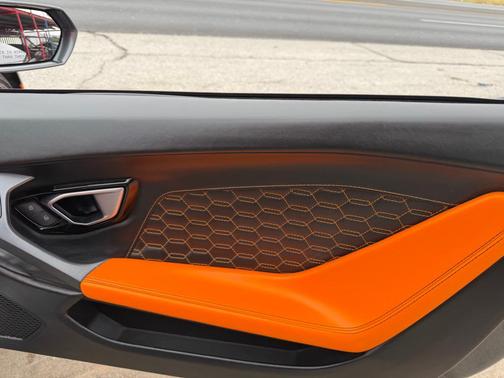 2019 Lamborghini Huracan LP580-2S