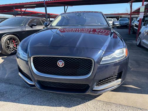 2017 Jaguar XF 35t Premium
