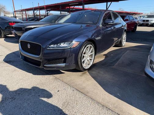 2017 Jaguar XF 35t Premium