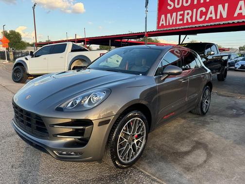 2015 Porsche Macan Turbo