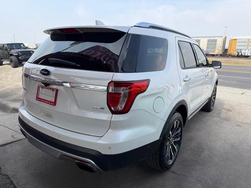 2016 Ford Explorer Platinum
