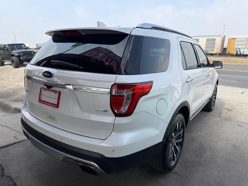 2016 Ford Explorer Platinum