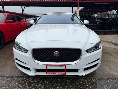 2017 Jaguar XE PREMIUM