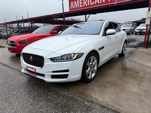 2017 Jaguar XE PREMIUM