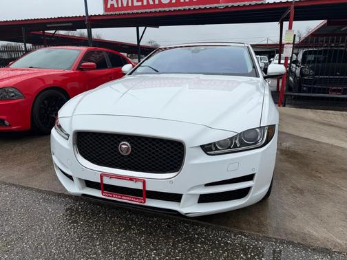 2017 Jaguar XE PREMIUM