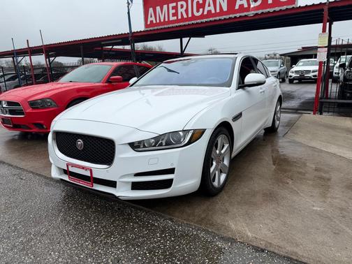 2017 Jaguar XE PREMIUM