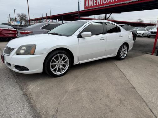 2011 Mitsubishi Galant Base