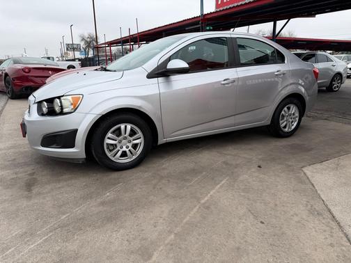 2013 Chevrolet Sonic LS