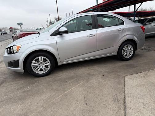 2013 Chevrolet Sonic LS