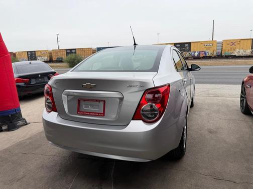 2013 Chevrolet Sonic LS