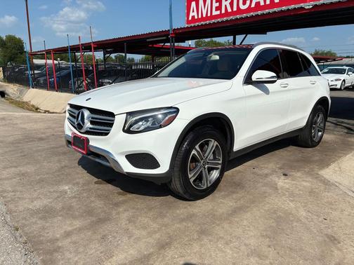 WHITE 2018 Mercedes-Benz GLC 300 4MATIC