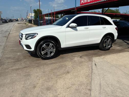WHITE 2018 Mercedes-Benz GLC 300 4MATIC