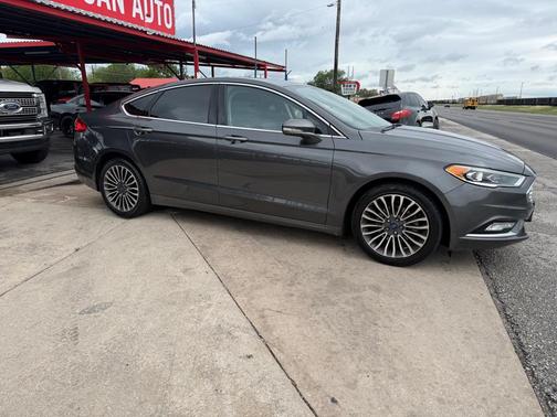 GRAY 2017 Ford Fusion SE