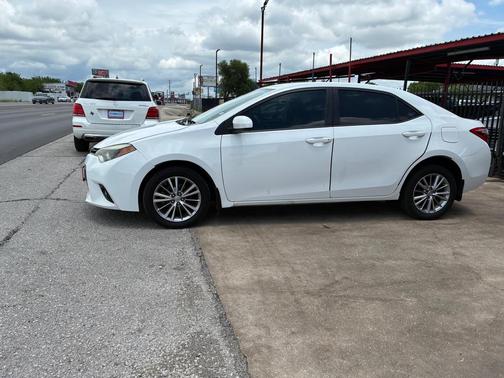 WHITE 2014 Toyota Corolla L