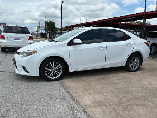 WHITE 2014 Toyota Corolla L