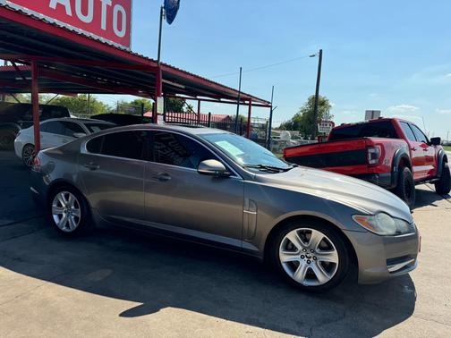 2011 Jaguar XF R