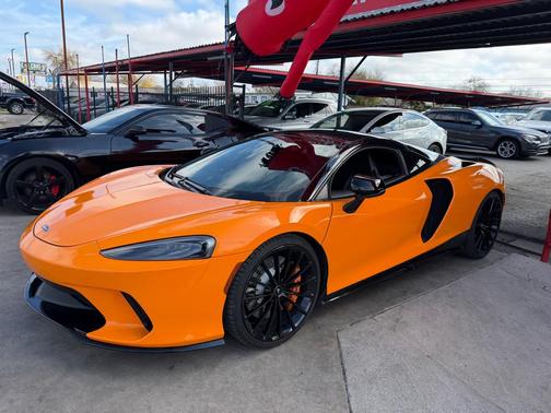 2020 McLaren GT Base