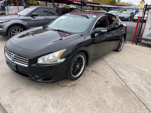 Photo 3 of 22 of 2009 Nissan Maxima 3.5 SV