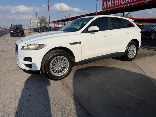 2018 Jaguar F-PACE 25t