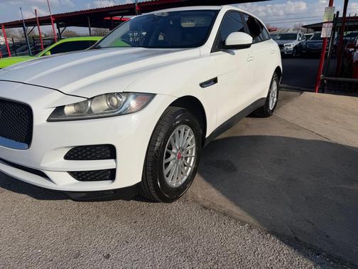 2018 Jaguar F-PACE 25t