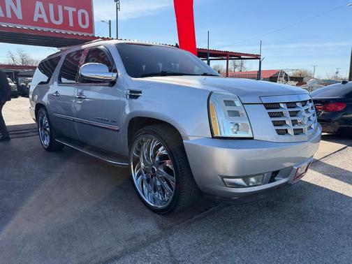 2012 Cadillac Escalade ESV Luxury