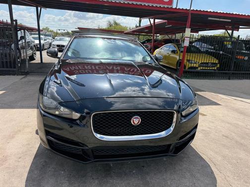 2018 Jaguar XE 25t
