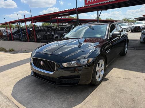 2018 Jaguar XE 25t