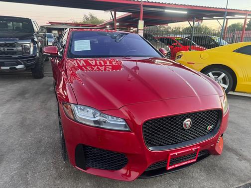 2017 Jaguar XF S