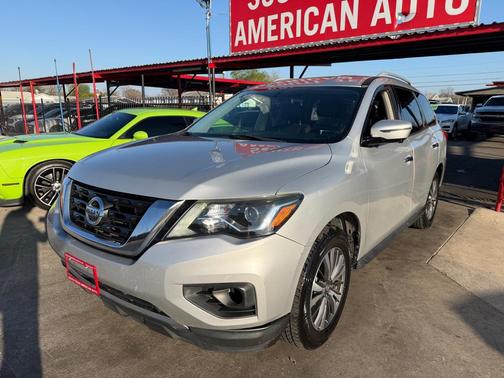 2017 Nissan Pathfinder SL