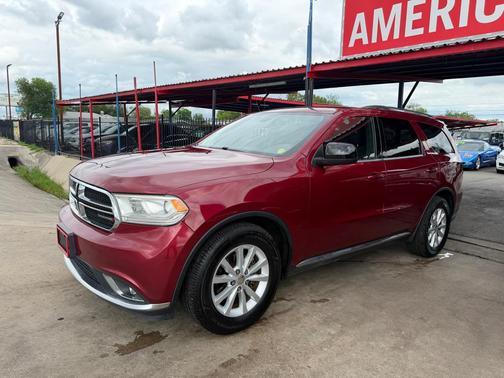 RED 2015 Dodge Durango SXT