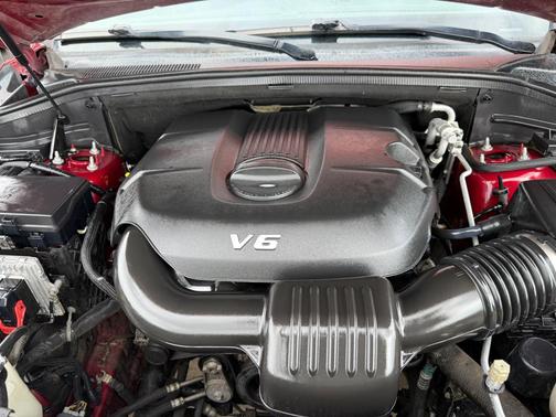 RED 2015 Dodge Durango SXT