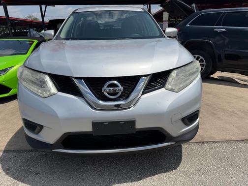 SILVER 2015 Nissan Rogue S