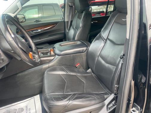 2015 Cadillac Escalade ESV Luxury