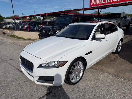 WHITE 2016 Jaguar XF 35t Prestige