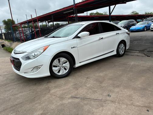 WHITE 2015 Hyundai SONATA Hybrid Base