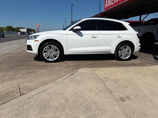 WHITE 2018 Audi Q5 PREMIUM PLUS