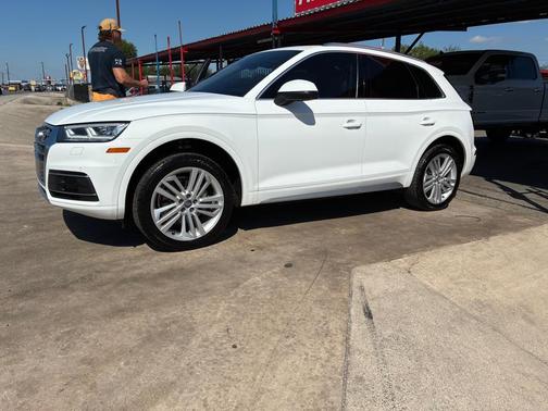 WHITE 2018 Audi Q5 PREMIUM PLUS