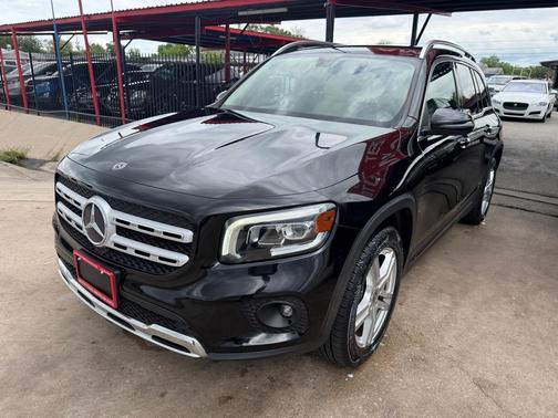 BLACK 2020 Mercedes-Benz GLB 250 Base