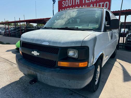 2004 Chevrolet Express 3500 Base