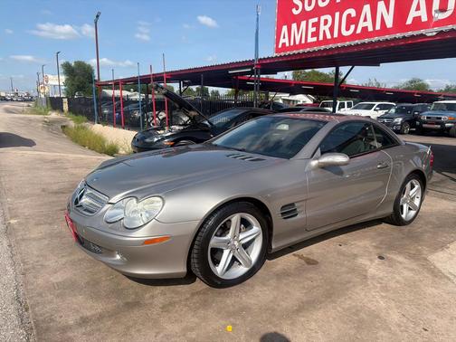GRAY 2005 Mercedes-Benz SL-Class 500