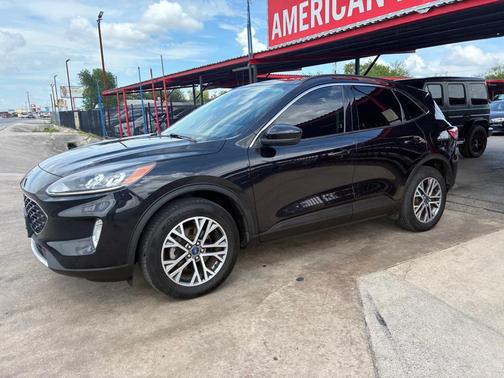 BLACK 2021 Ford Escape SEL