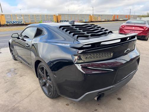 2017 Chevrolet Camaro 2LT