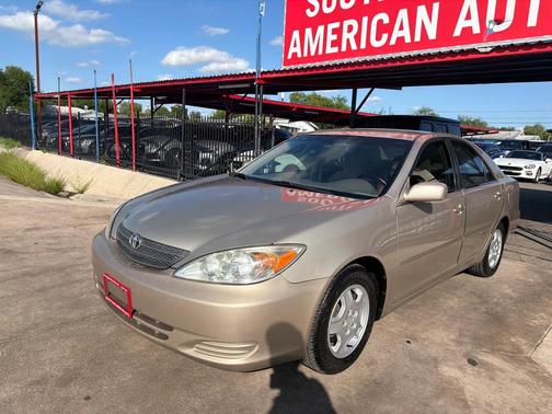TAN 2004 Toyota Camry LE