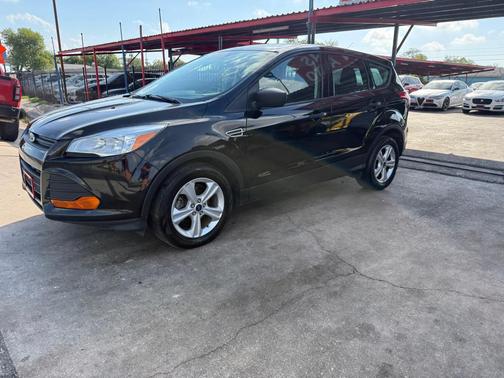2016 Ford Escape S
