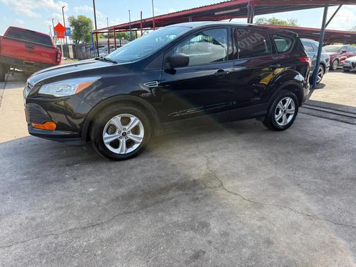 2016 Ford Escape S