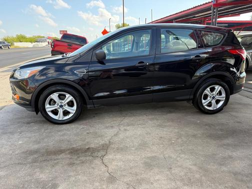 2016 Ford Escape S